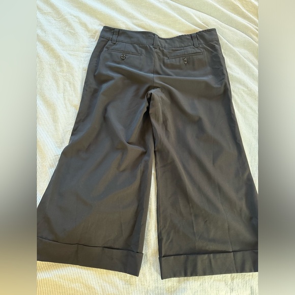 🟢CLUB MONACO size 6 Black capri dress pants.🟢 - Picture 4 of 10